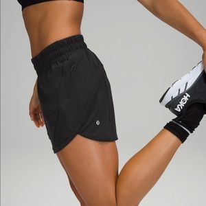Lululemon Track That Mid Rise Lined Short 5”